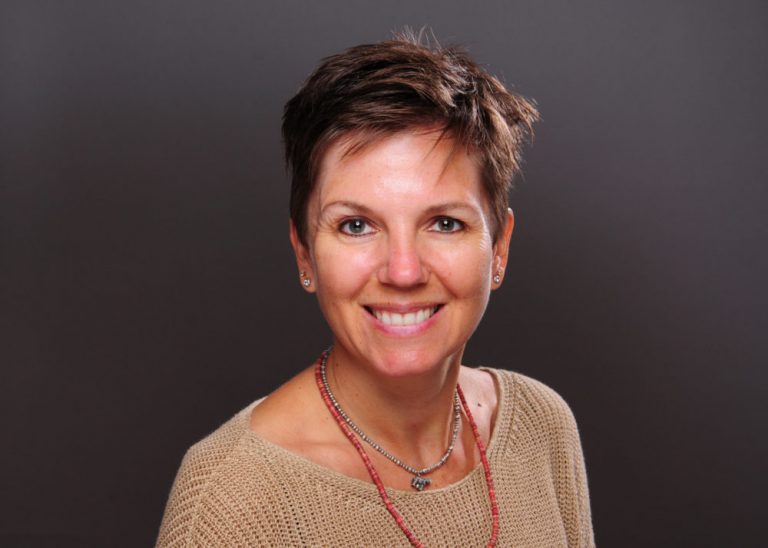 Janine Mertens -Psychologin, Psychoonkologin und Hypnosystemische Therapeutin