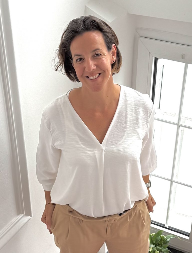 Esther Schnieders – Psychologin (M.Sc.), Einzel-Anti-Aggressivitäts-Trainerin, Systemische Beratung und Therapie i.W.